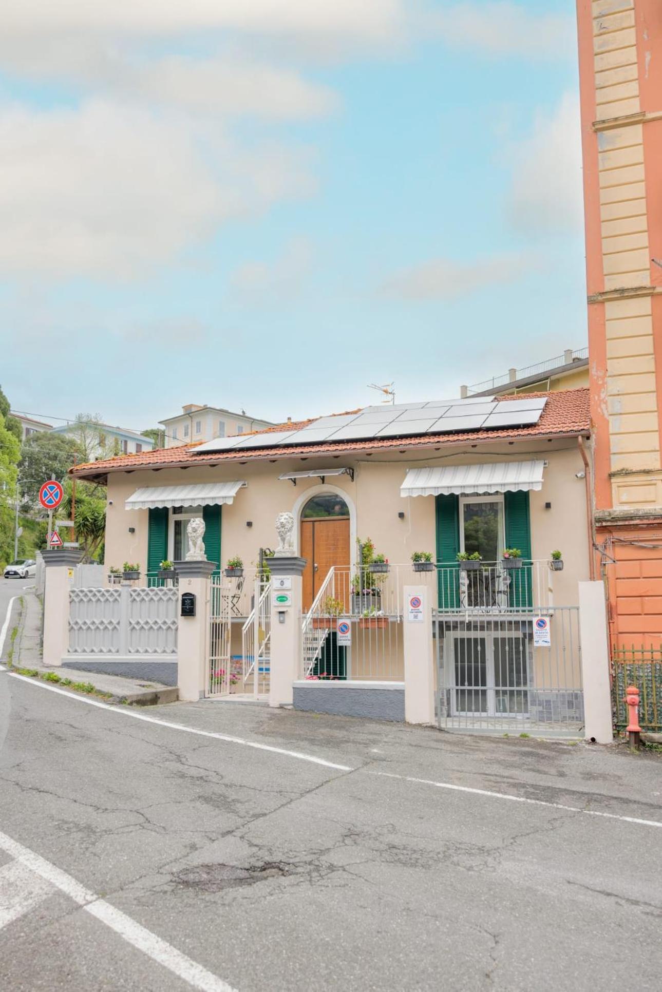 La Maison Du Lion ลาสเปเซีย ภายนอก รูปภาพ